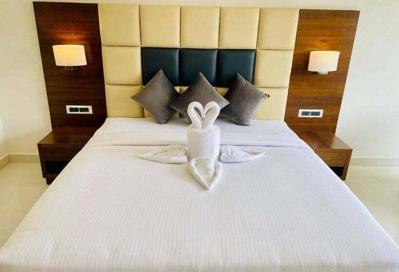 هتل Mastiff Grand Dharwad