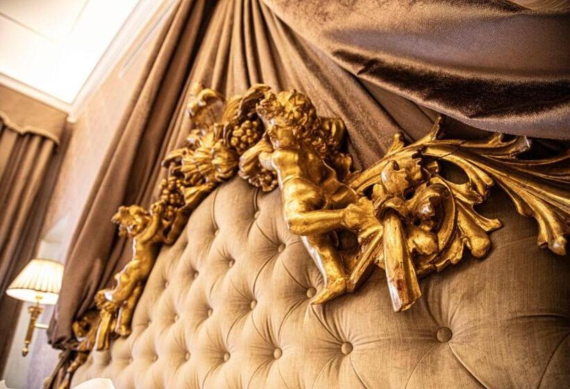 هتل Palazzo Dei Mori