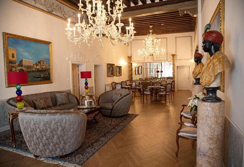 هتل Palazzo Dei Mori