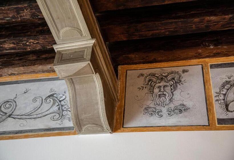 هتل Palazzo Dei Mori