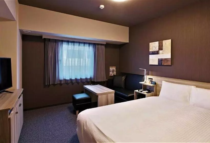 Hotelli Route Inn Tonami Inter