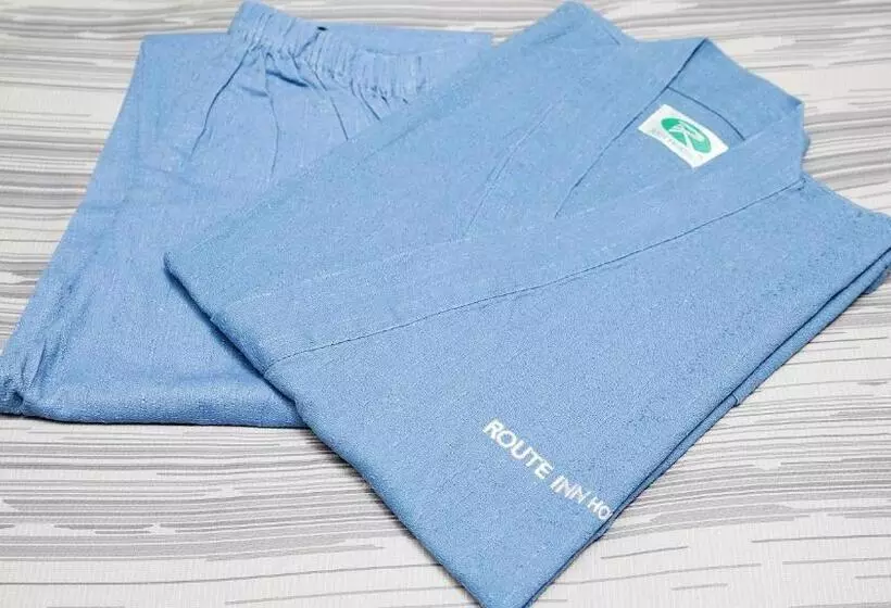 Hotelli Route Inn Tonami Inter