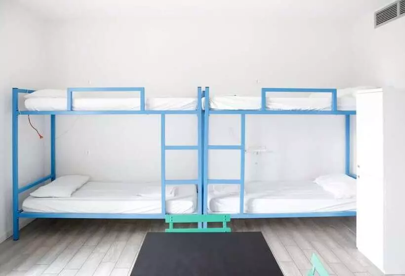 Meet Hostel Cervia