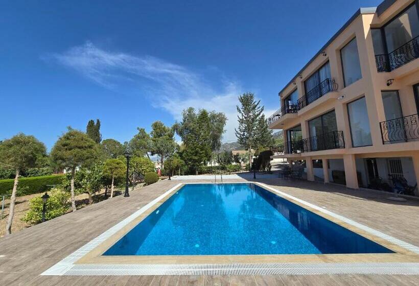 膳宿费 Kyrenia Boutique Residance