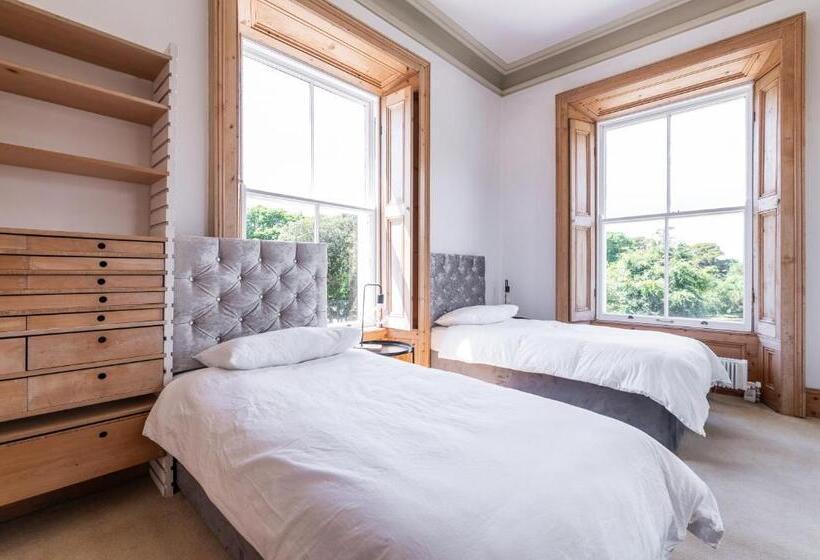 Pensjonat Montebello House