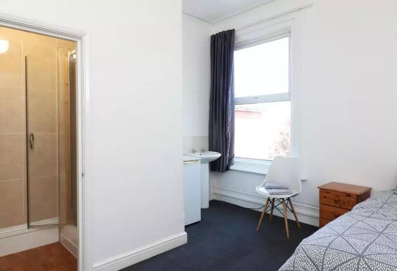 ペンション Pebbles Guest House Room 5