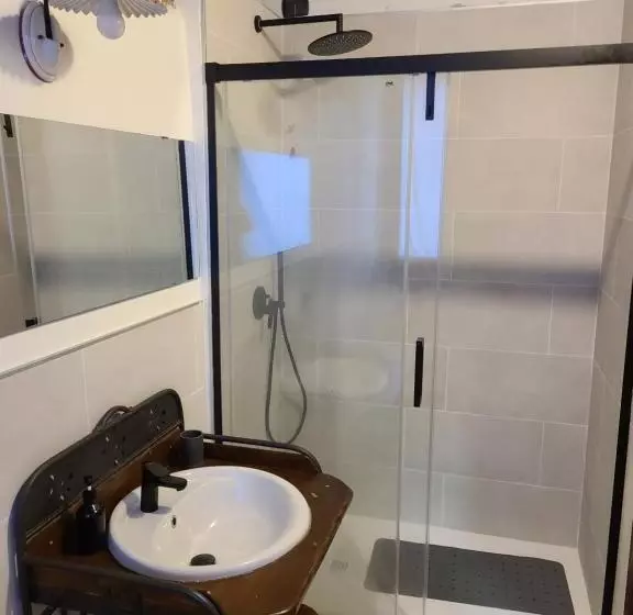 ペンション Robin S Nest