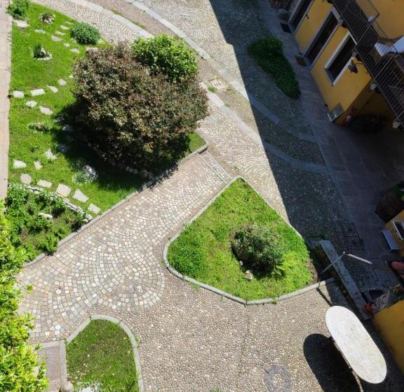 ペンション Robin S Nest