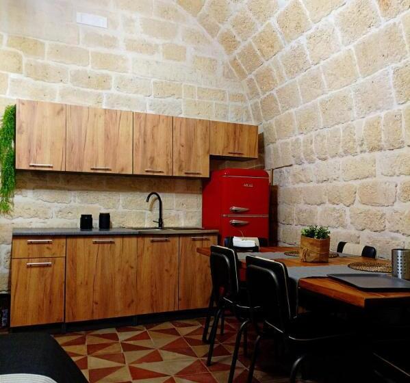 پانسیون Room Pietra Bianca