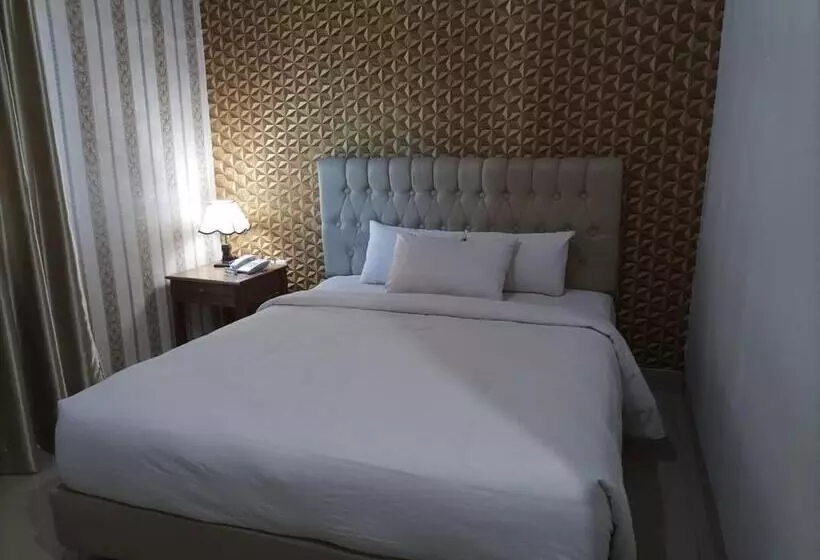 Robbani Edotel Liwa Syariah