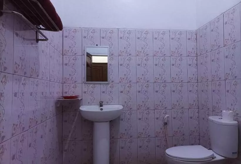 Robbani Edotel Liwa Syariah