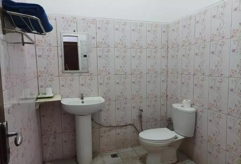 Robbani Edotel Liwa Syariah