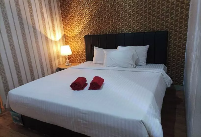 Robbani Edotel Liwa Syariah