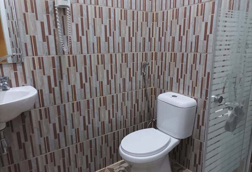 Robbani Edotel Liwa Syariah