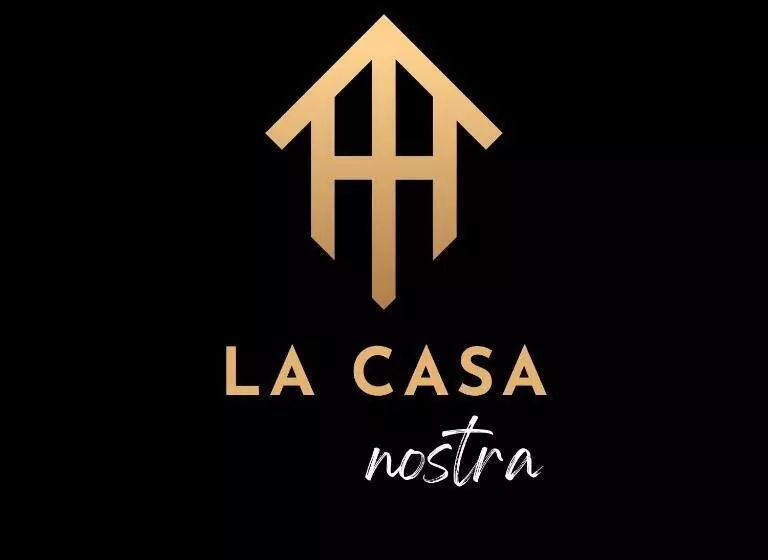 هاستل La Casa Nostra