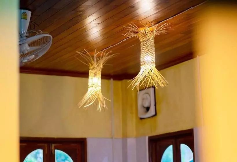 هاستل La Casa Nostra