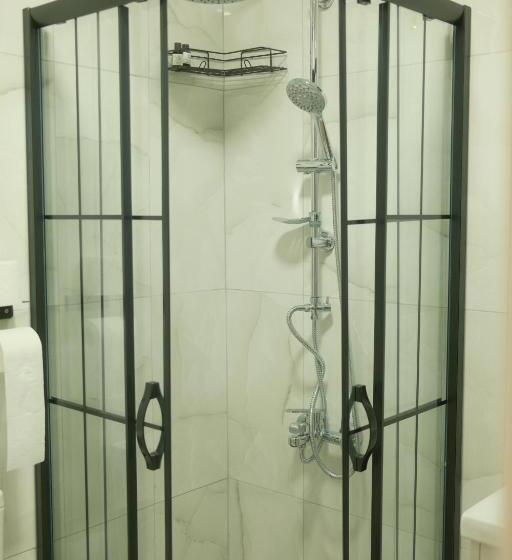 住宿加早餐 Zelle Airport Boutique