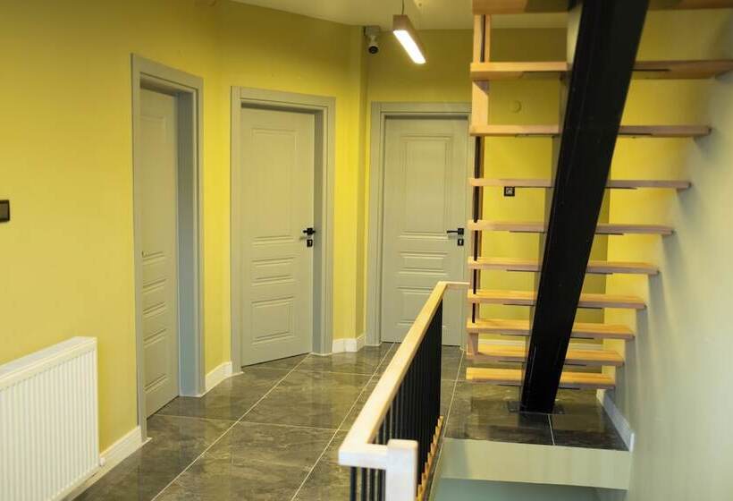 住宿加早餐 Zelle Airport Boutique