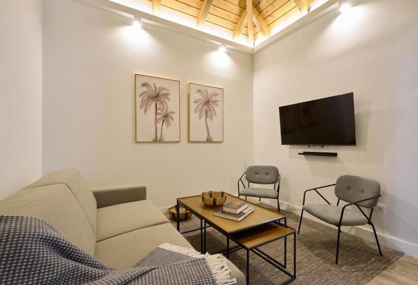 Casa Pizarro, By Homing U