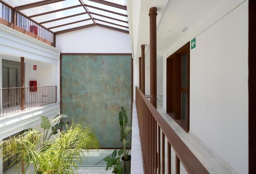 Casa Pizarro, By Homing U