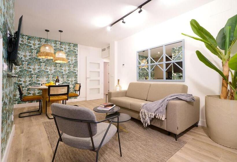 Casa Pizarro, By Homing U