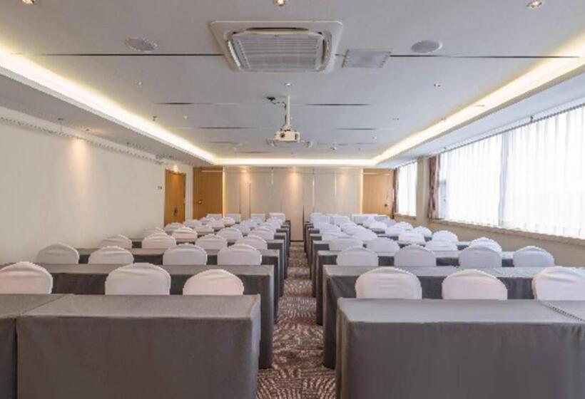 ホテル City Comfort Inn Tai An Central Hospital Agricultural University