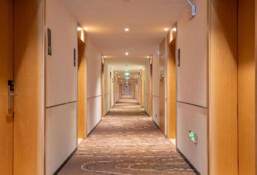 ホテル City Comfort Inn Tai An Central Hospital Agricultural University