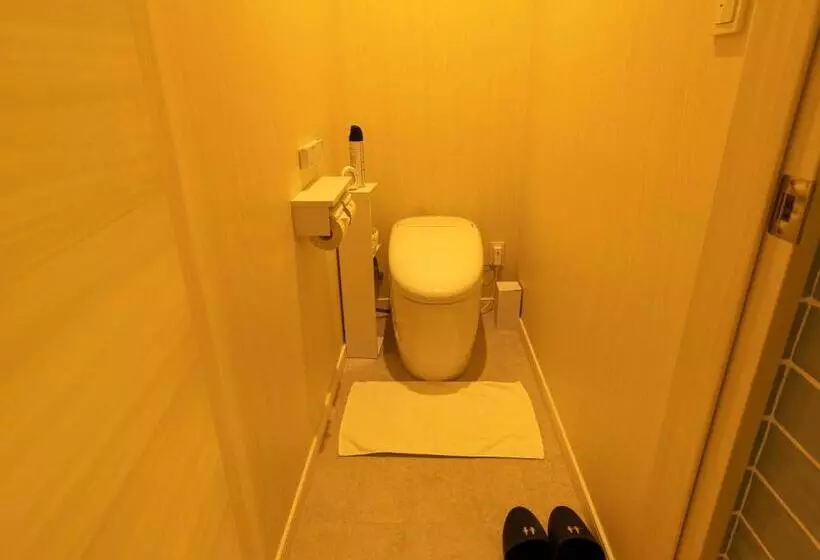 Hotelli ひだまりinn