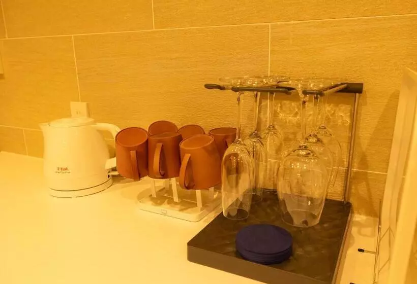 Hotelli ひだまりinn