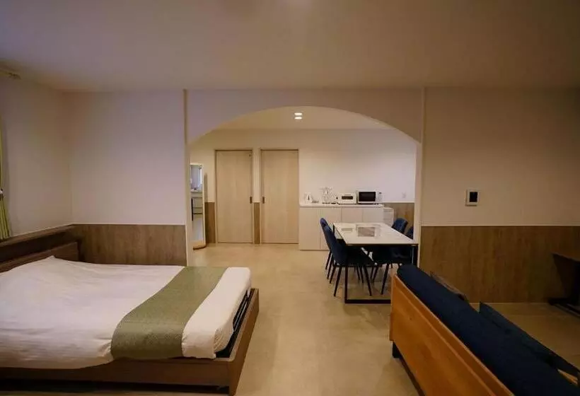 Hotelli ひだまりinn