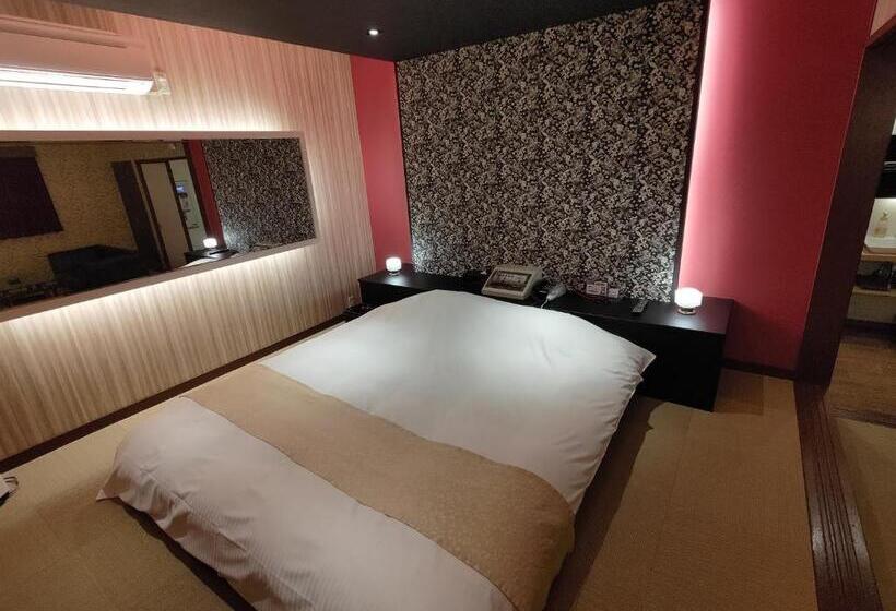 Hôtel Luana18歳未満入場禁止