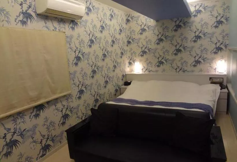 ホテル Luana18歳未満入場禁止