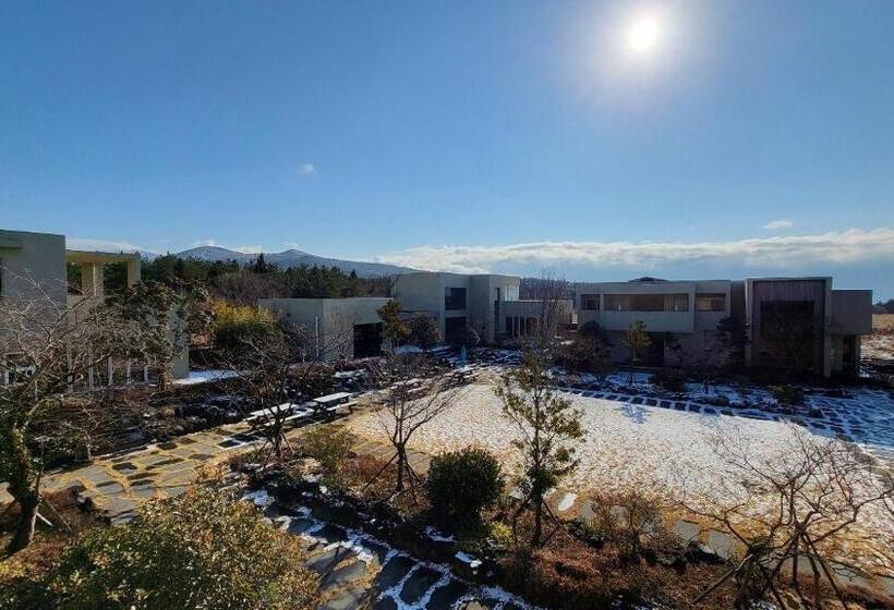 Jeju Sanlok2 Pension