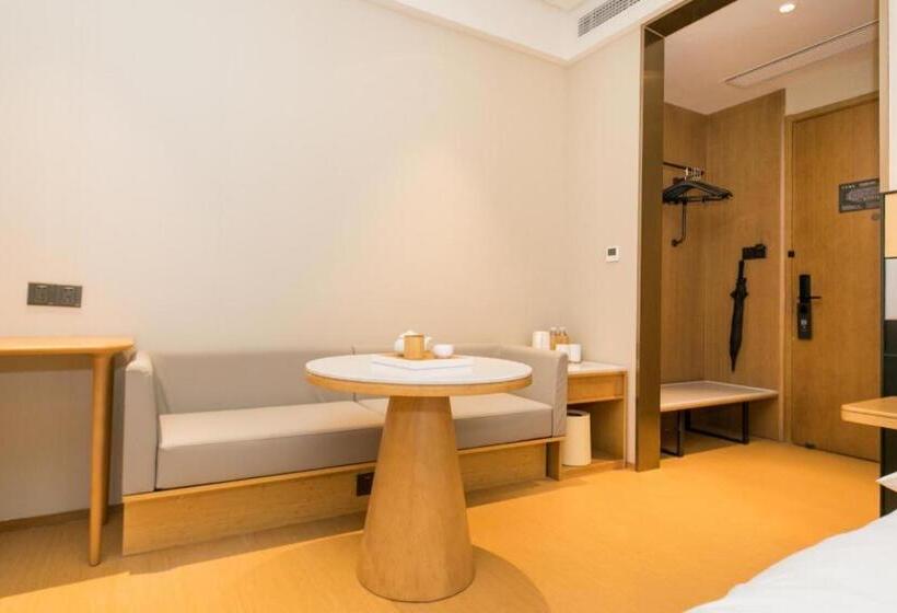 Ji Hotel Wuhan International Plaza