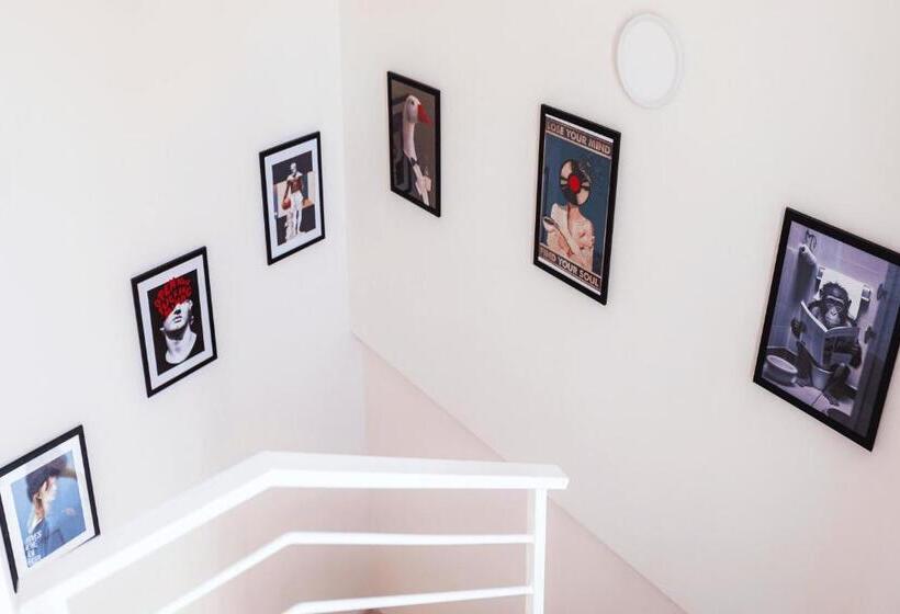 پانسیون Art Boutique Rooms