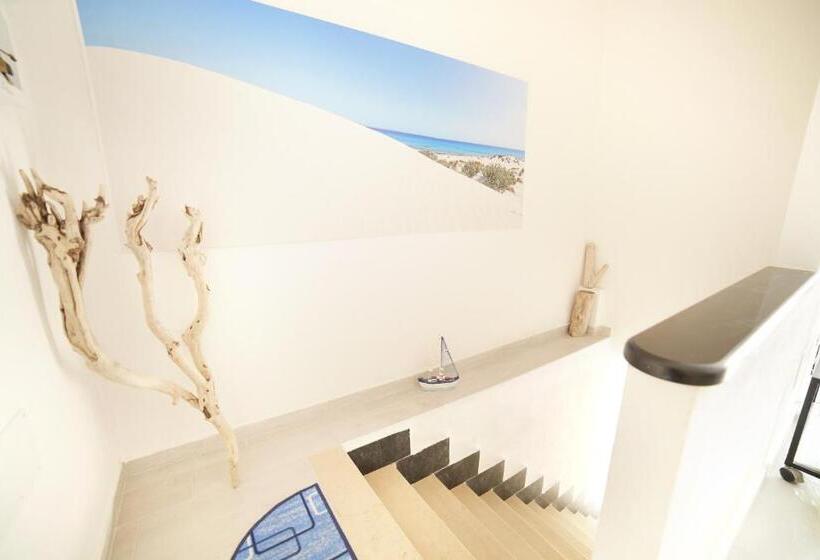 Пансион Followthesun  Camera Fronte Mare