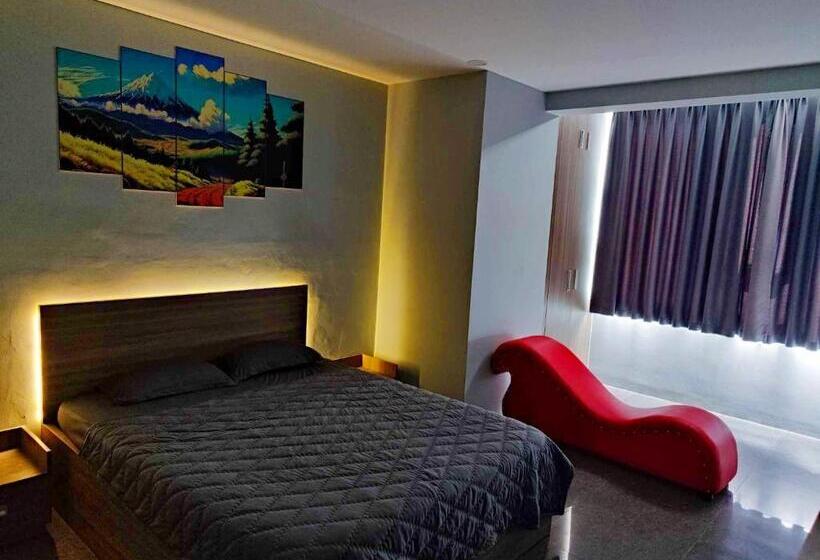 پانسیون Full House