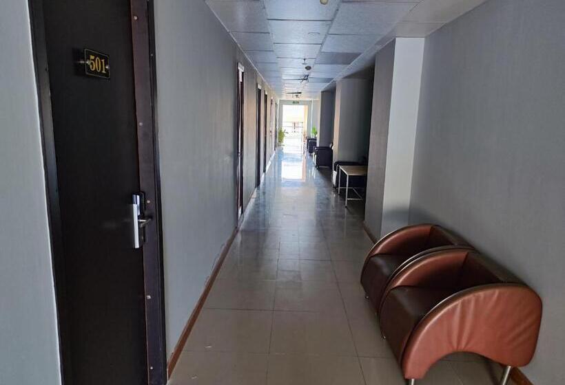 پانسیون Full House