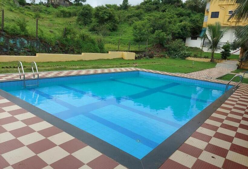 פנסיון The Four Winds House