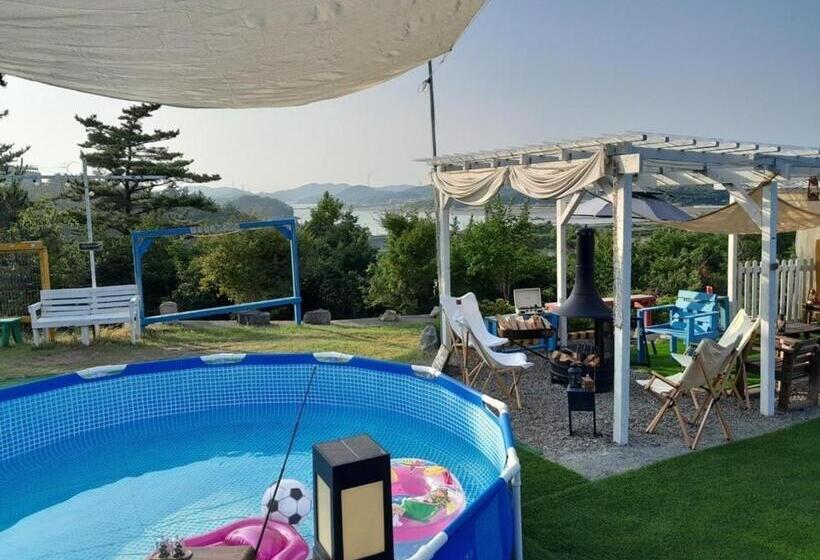 Taean Haeyang Jungwon Pension