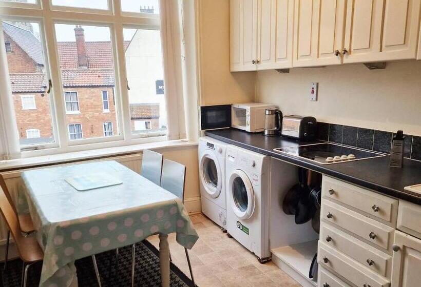 Tradesmencontact Workers Inn