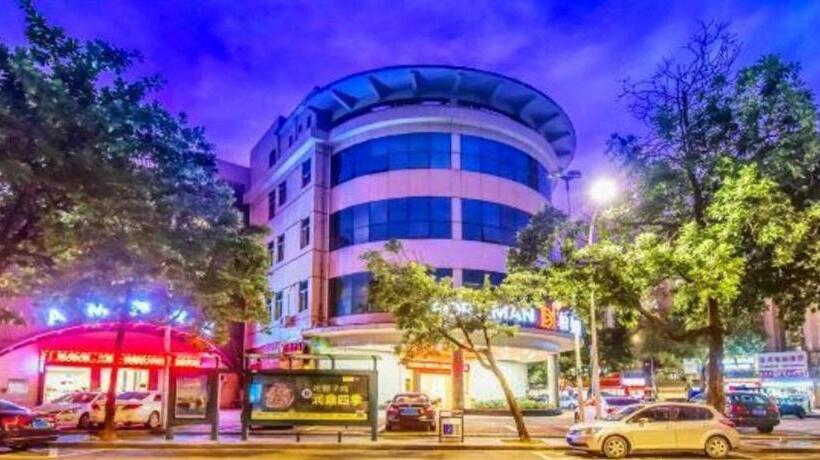 Borrman Hotel Zhuhai Mingzhu Railway Station Rainbow Shopping Mall