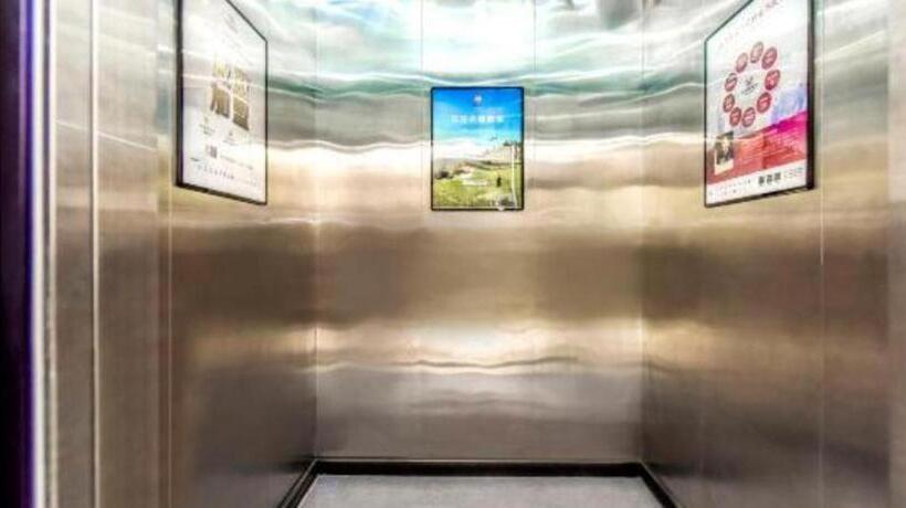 Borrman Hotel Zhuhai Mingzhu Railway Station Rainbow Shopping Mall