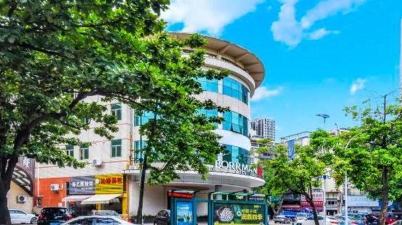 Borrman Hotel Zhuhai Mingzhu Railway Station Rainbow Shopping Mall