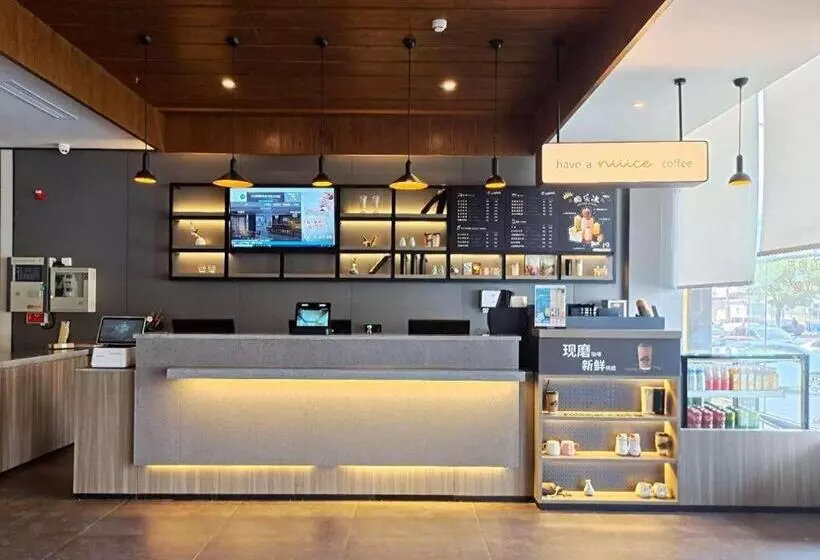 Hanting Hotel Hebi Qi County Bus Station