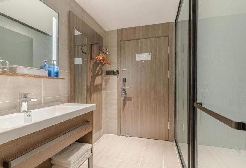 Hanting Hotel Hebi Qi County Bus Station