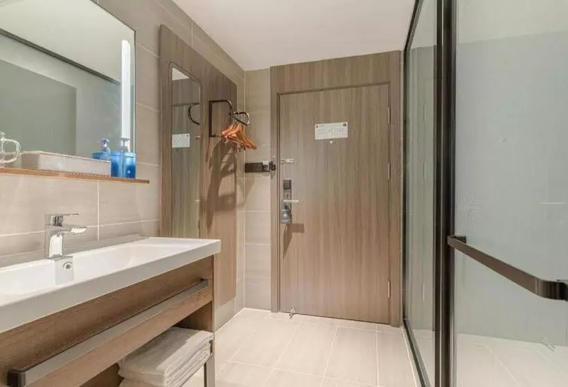 Hanting Hotel Hebi Qi County Bus Station