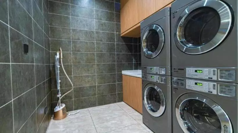 Hanting Hotel Jiujiang Railway Station Square