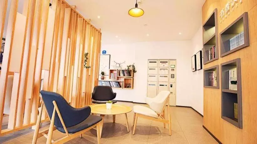 Hanting Hotel Luanchuan Luanzhou Avenue