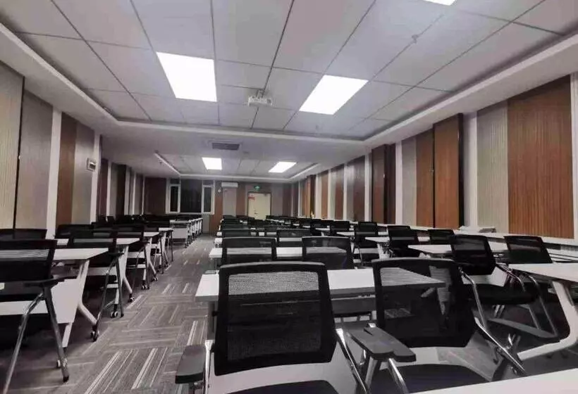 Hanting Hotel Songyuan Road